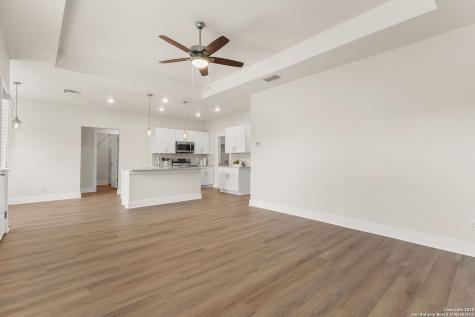 952 Rimrock Cove Spring Branch TX 78070