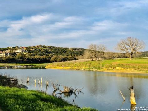 952 Rimrock Cove Spring Branch TX 78070