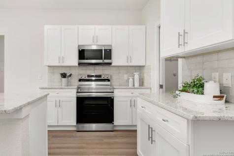 952 Rimrock Cove Spring Branch TX 78070