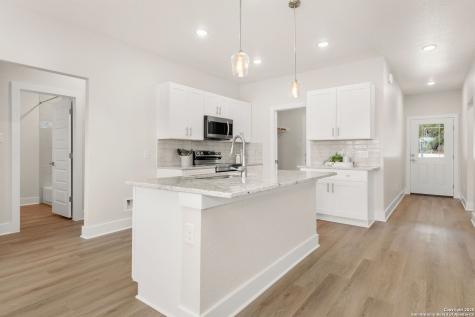 952 Rimrock Cove Spring Branch TX 78070