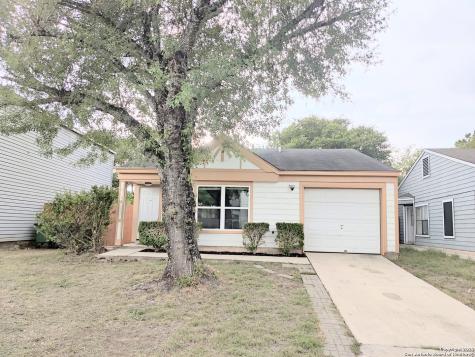 9708 Village Briar San Antonio TX 78250