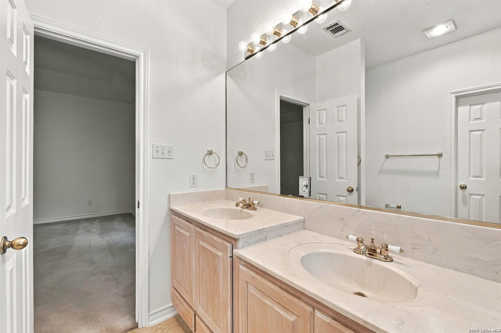 9706 Mid Circle Drive San Antonio TX 78230