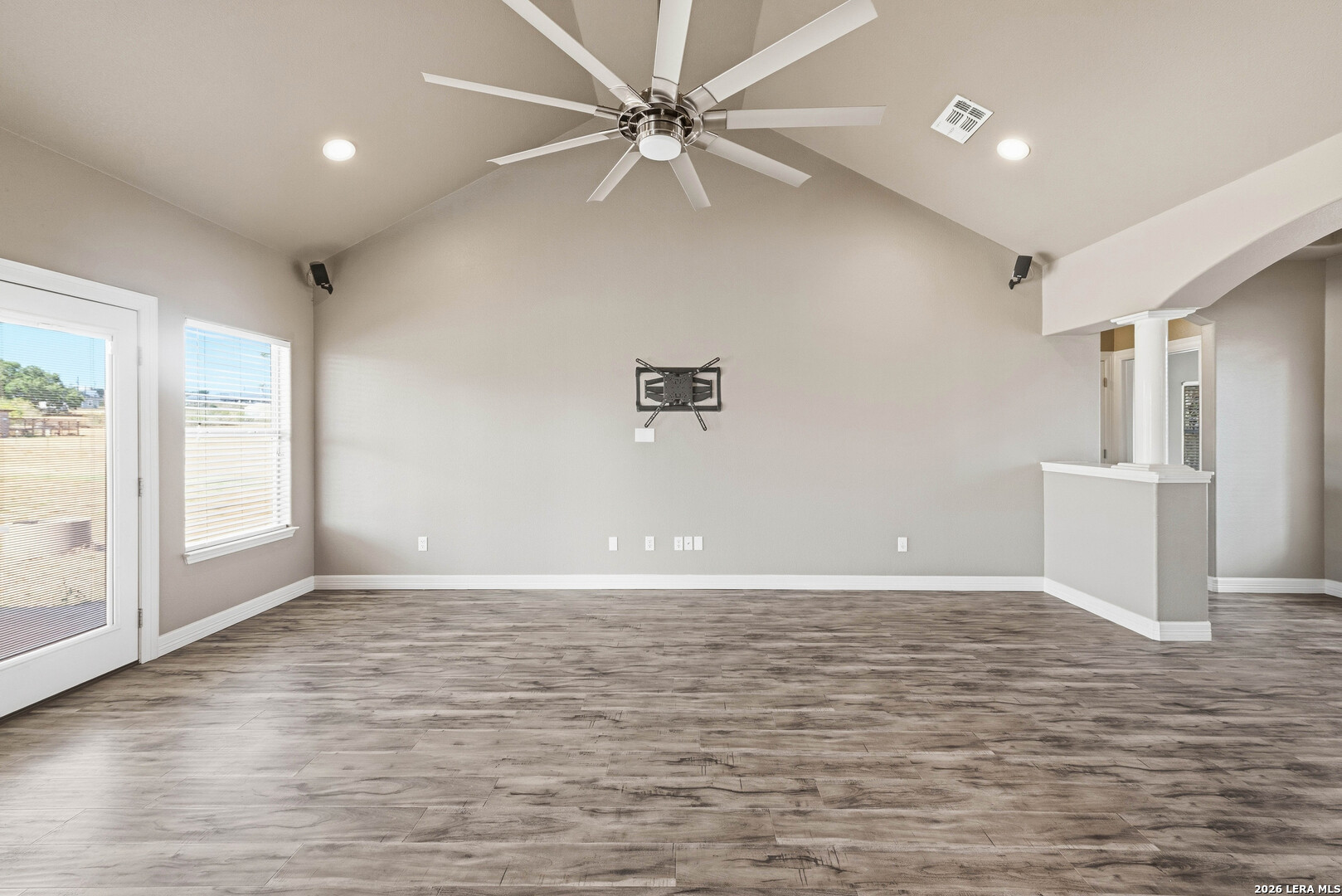 353 Big Oak Drive Adkins TX 78101