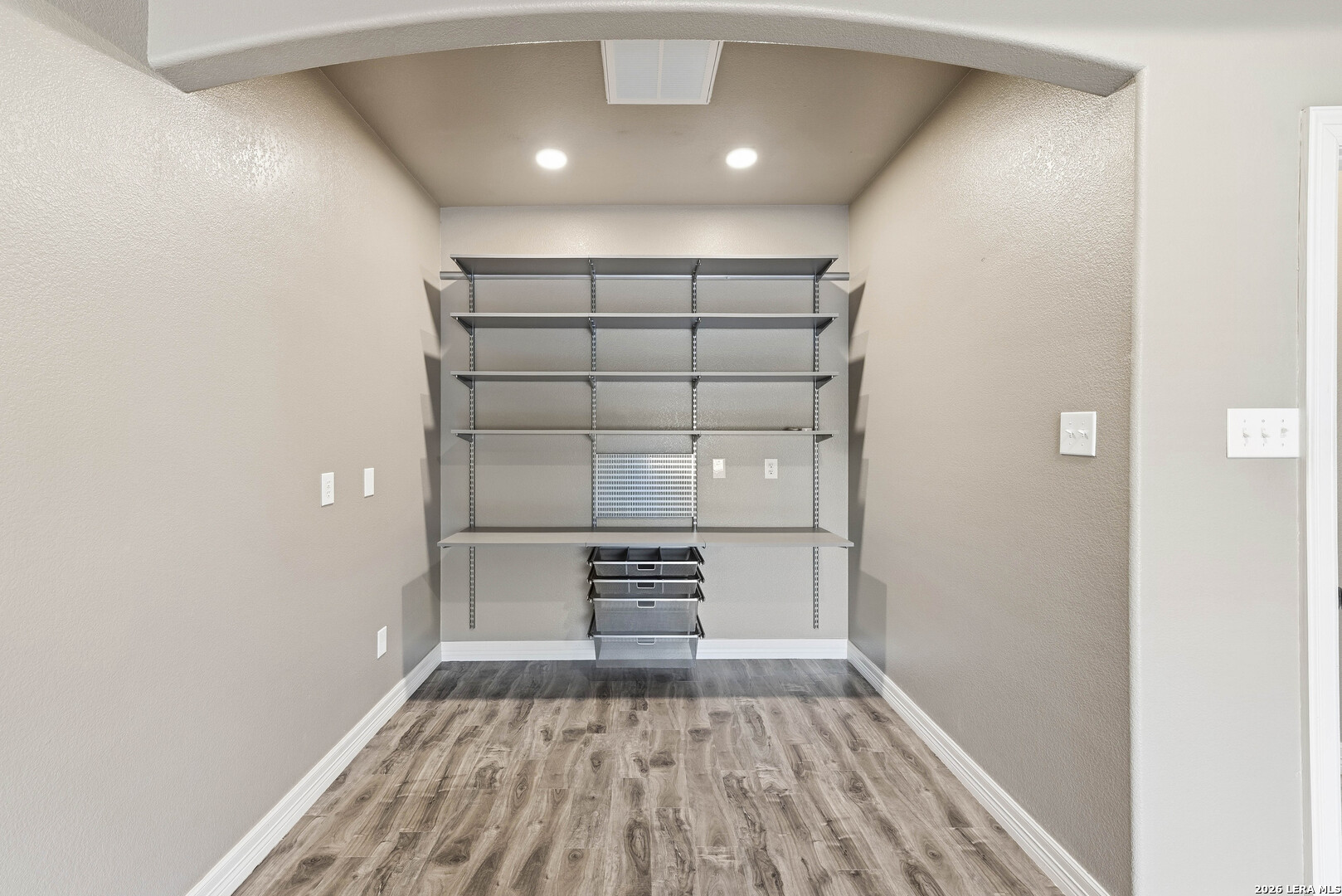 353 Big Oak Drive Adkins TX 78101