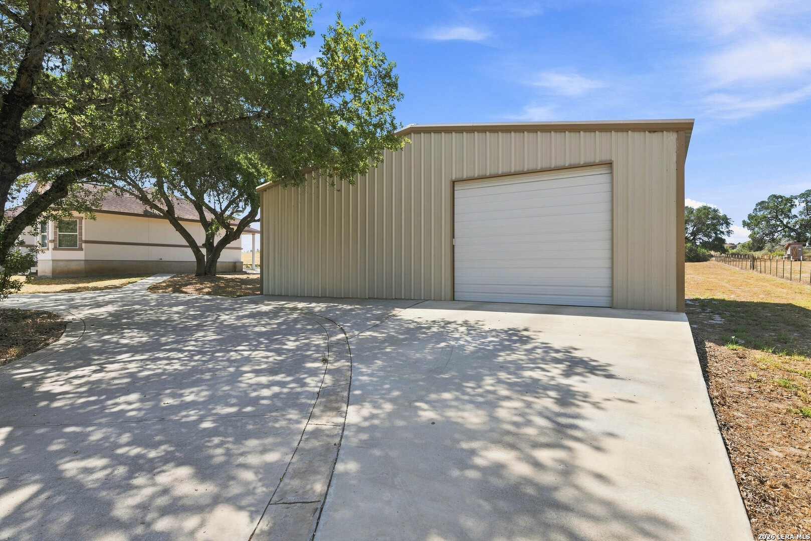 353 Big Oak Drive Adkins TX 78101
