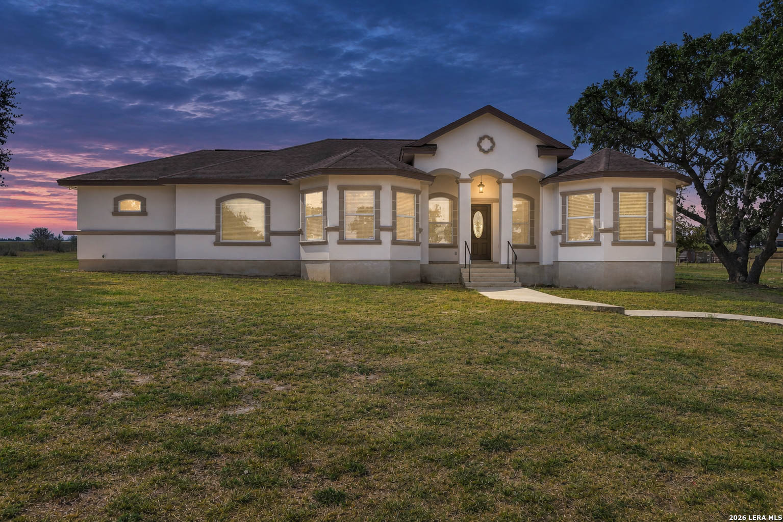 353 Big Oak Drive Adkins TX 78101