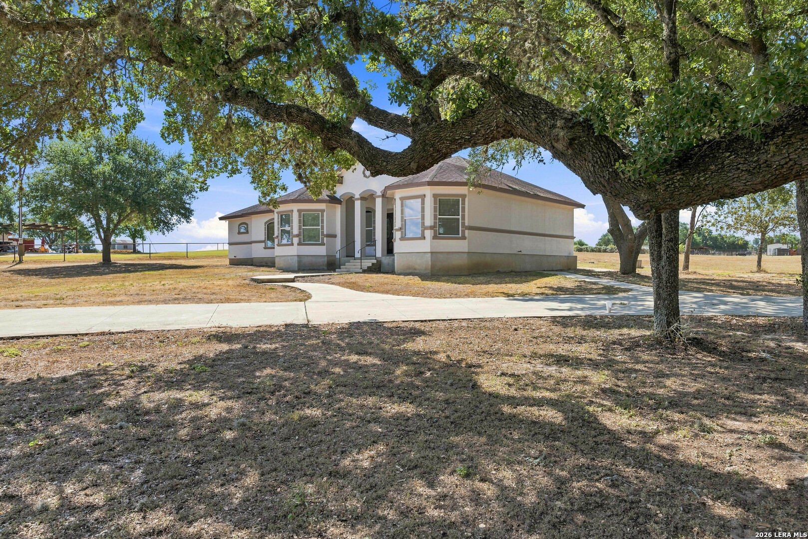 353 Big Oak Drive Adkins TX 78101