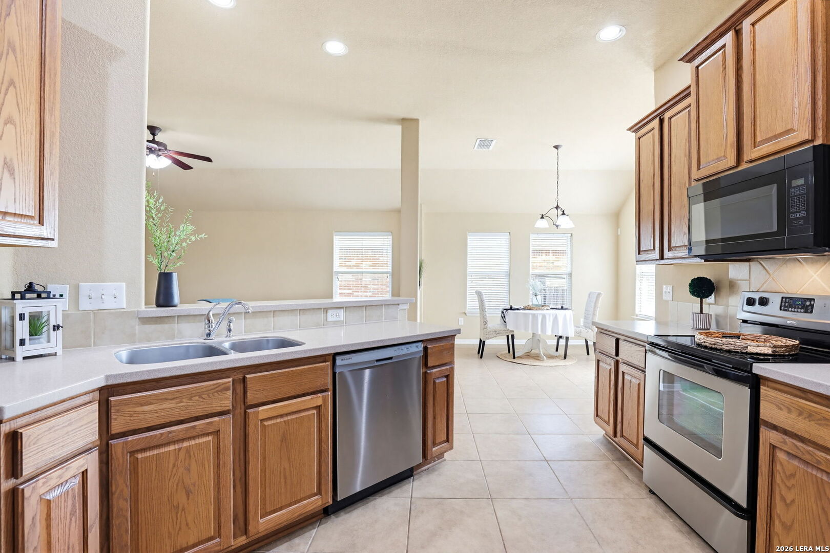 196 Bison Lane Cibolo TX 78108