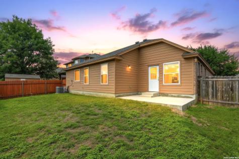 196 Bison Lane Cibolo TX 78108