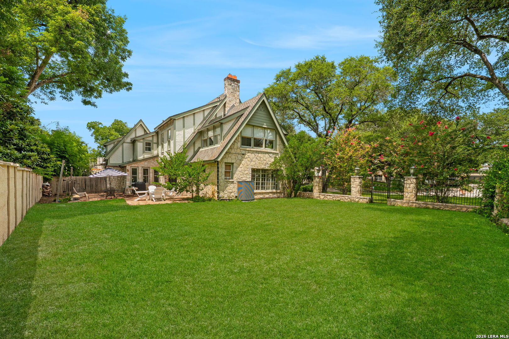 137 Park Drive Olmos Park TX 78212
