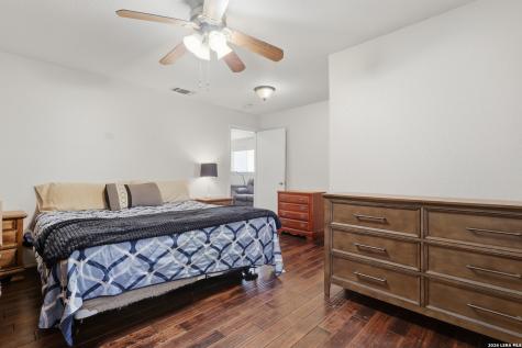 8502 Adams Hill San Antonio TX 78227