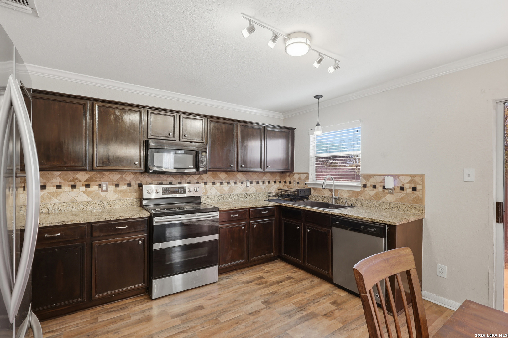 8502 Adams Hill San Antonio TX 78227
