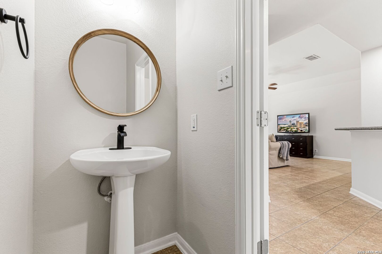 1770 Heavens Peak San Antonio TX 78258