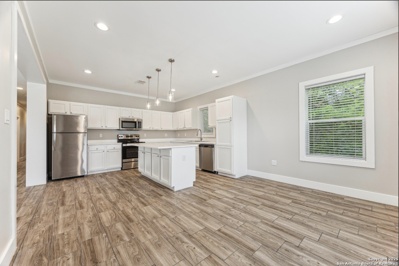 1416 Burleson San Antonio TX 78202