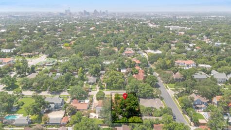 233 W Hollywood Avenue San Antonio TX 78212