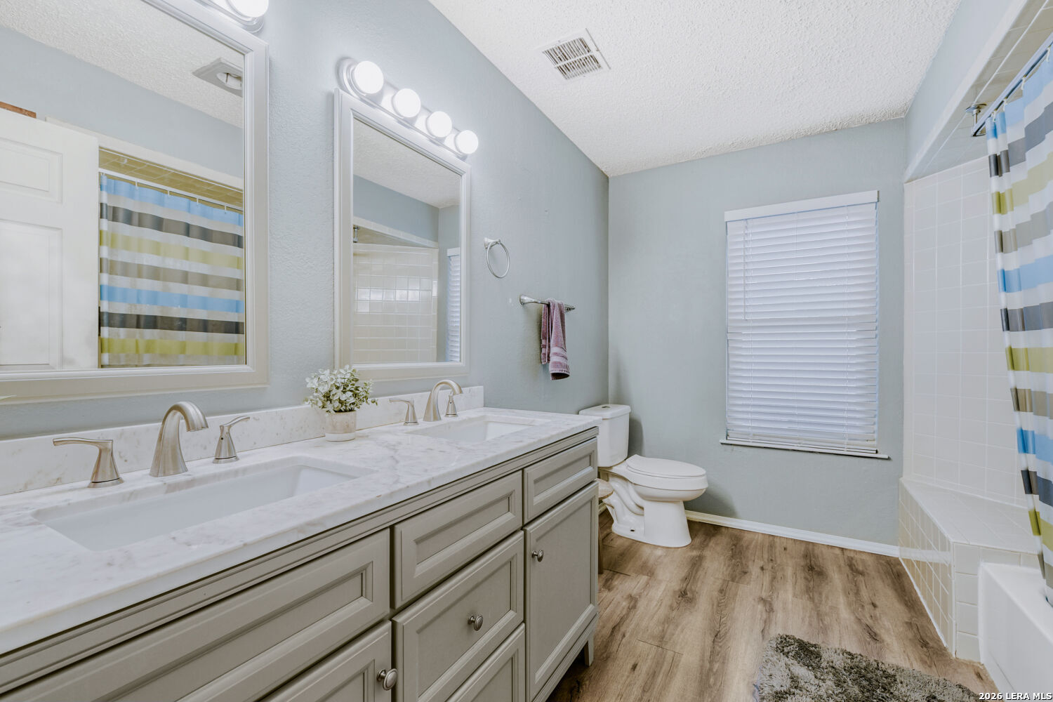 2518 Ridge Leaf San Antonio TX 78251