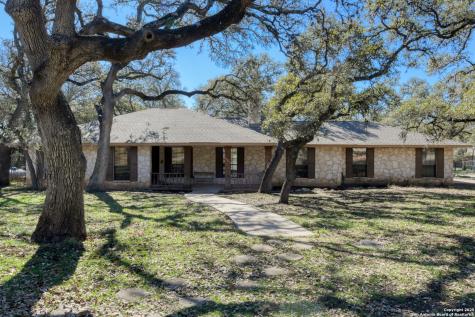 1802 Summerwood Drive San Antonio TX 78232