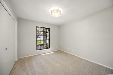 14219 Chadbourne San Antonio TX 78232