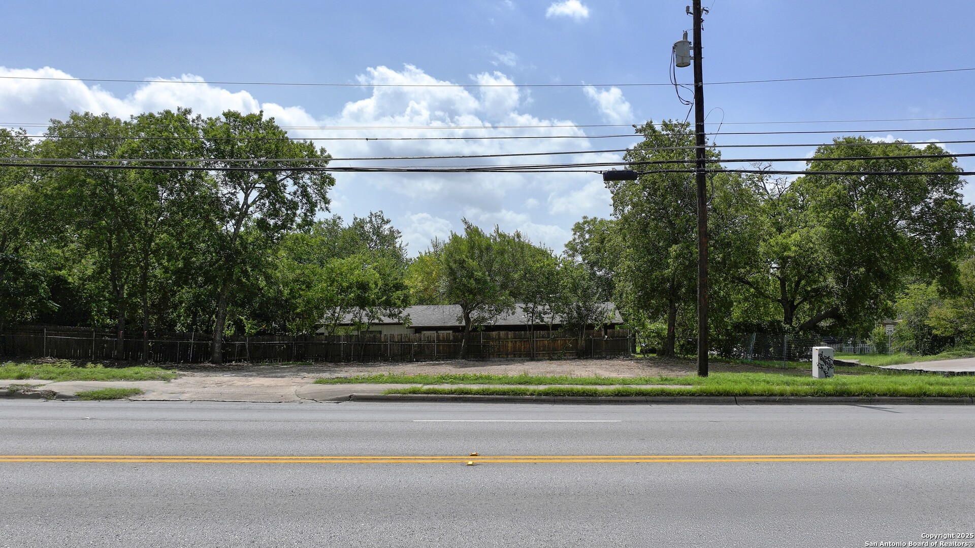 506 Clover Austin TX 78745