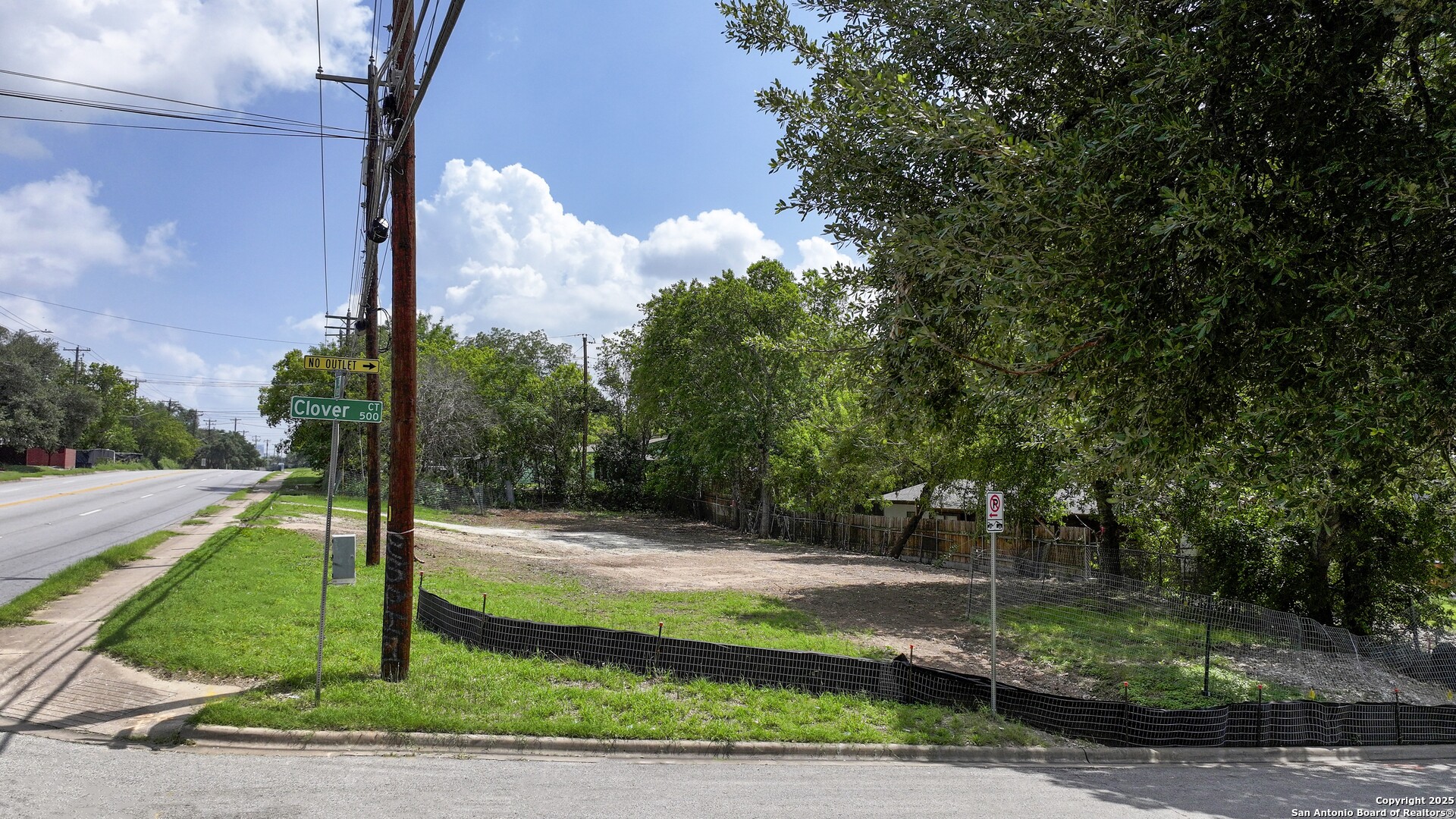 506 Clover Austin TX 78745