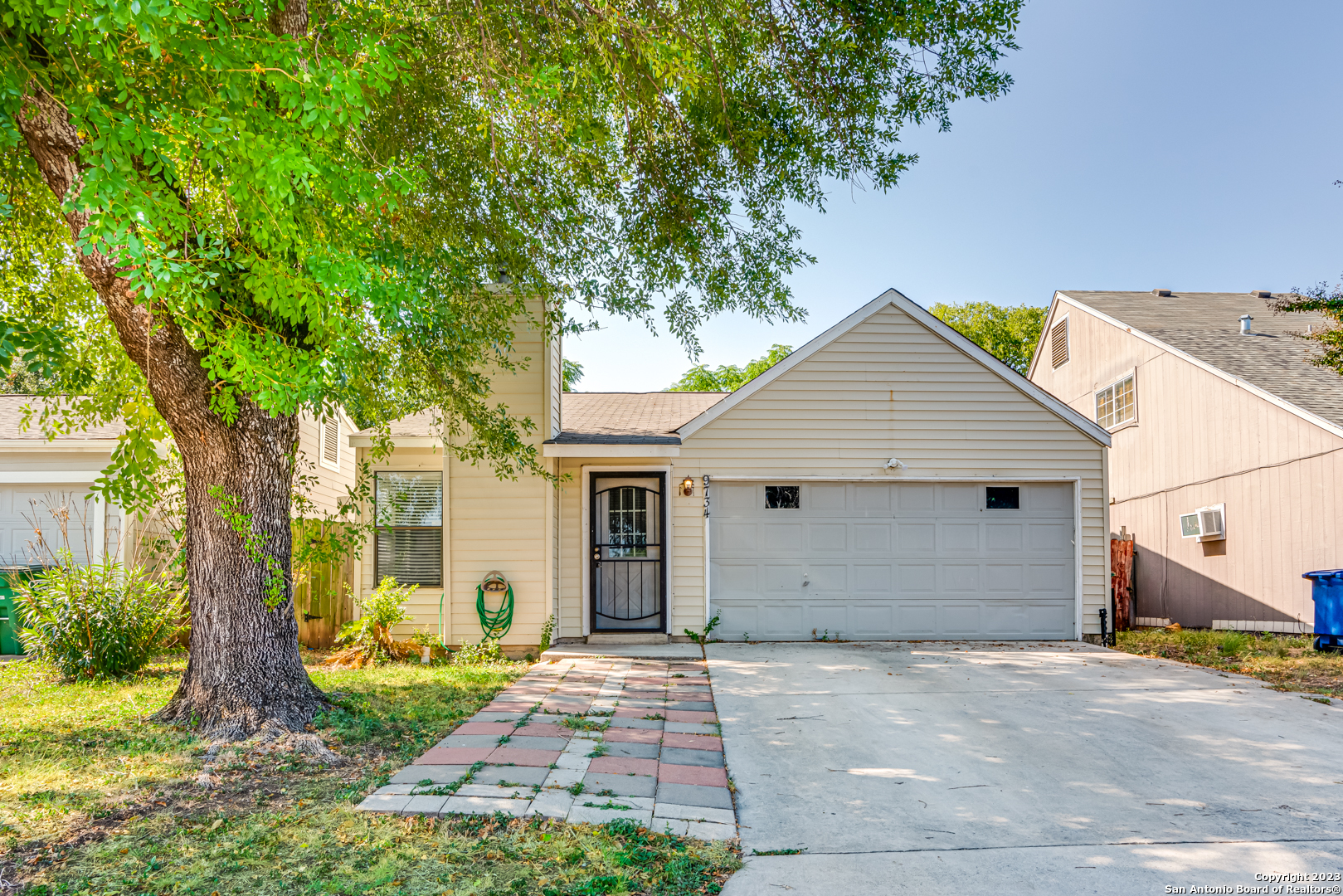 9734 Valley Crest San Antonio TX 78250