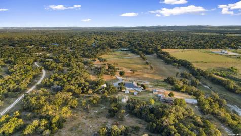 2825 W Ammann Road Bulverde TX 78163