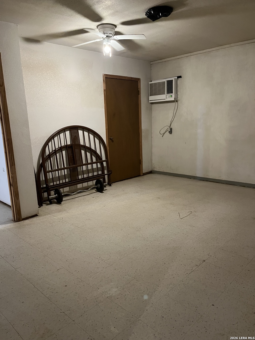 212 S Apple Street Pearsall TX 78061