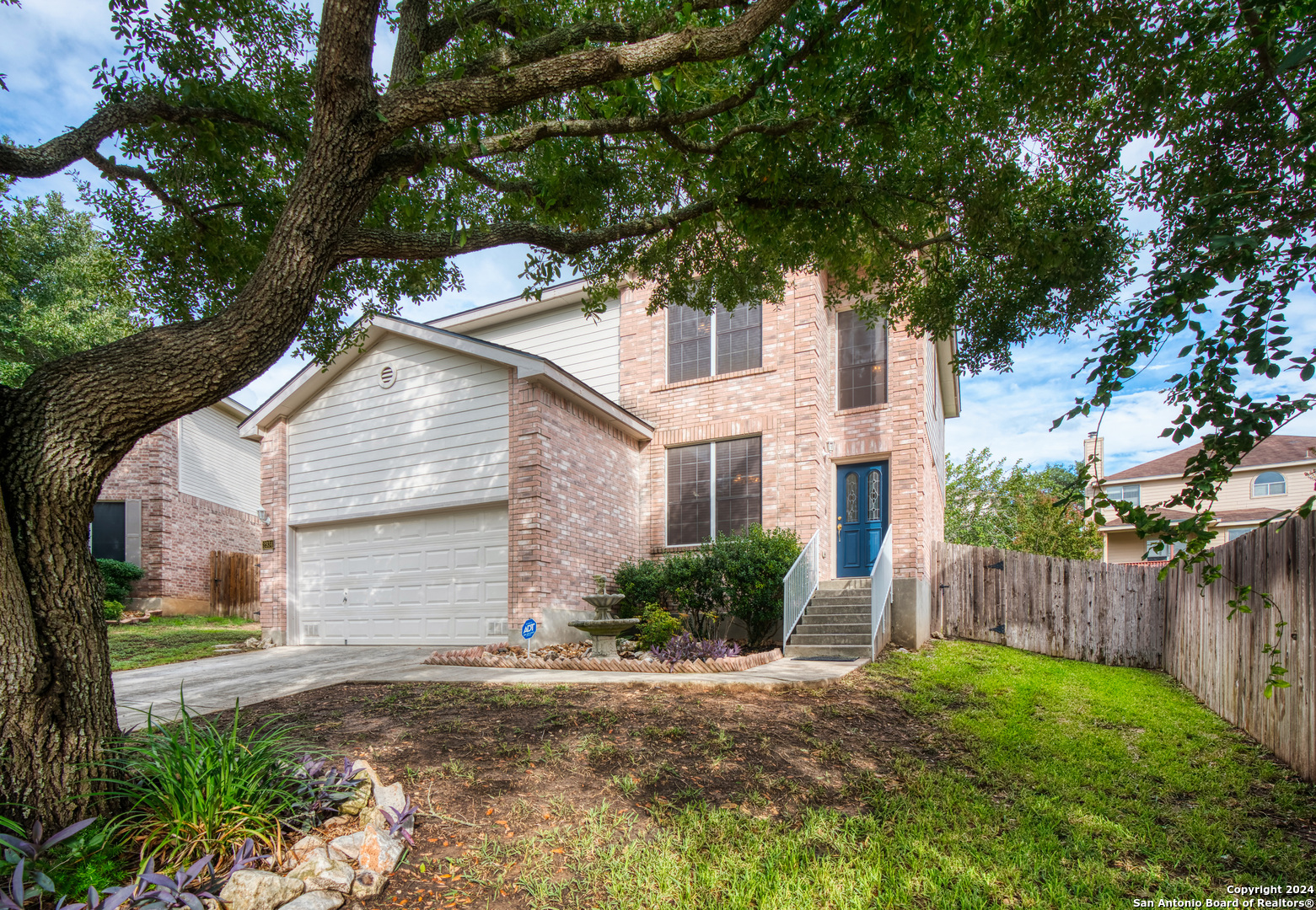 2934 Encino Robles San Antonio TX 78259