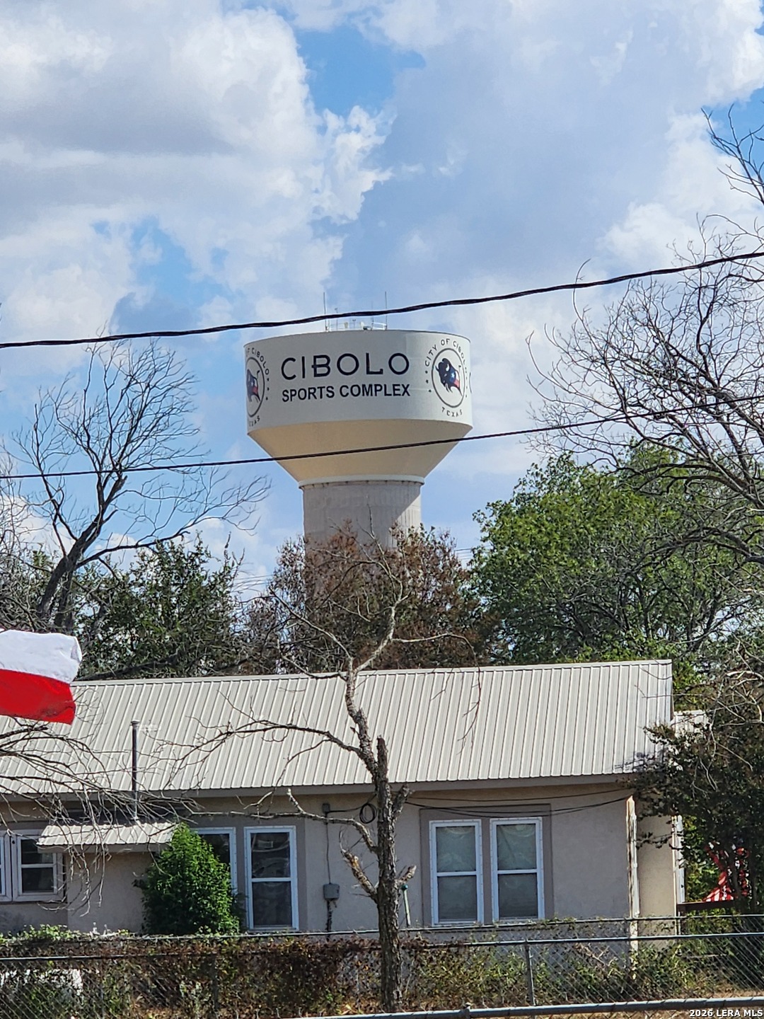 218, 220, 300 Main Cibolo TX 78108