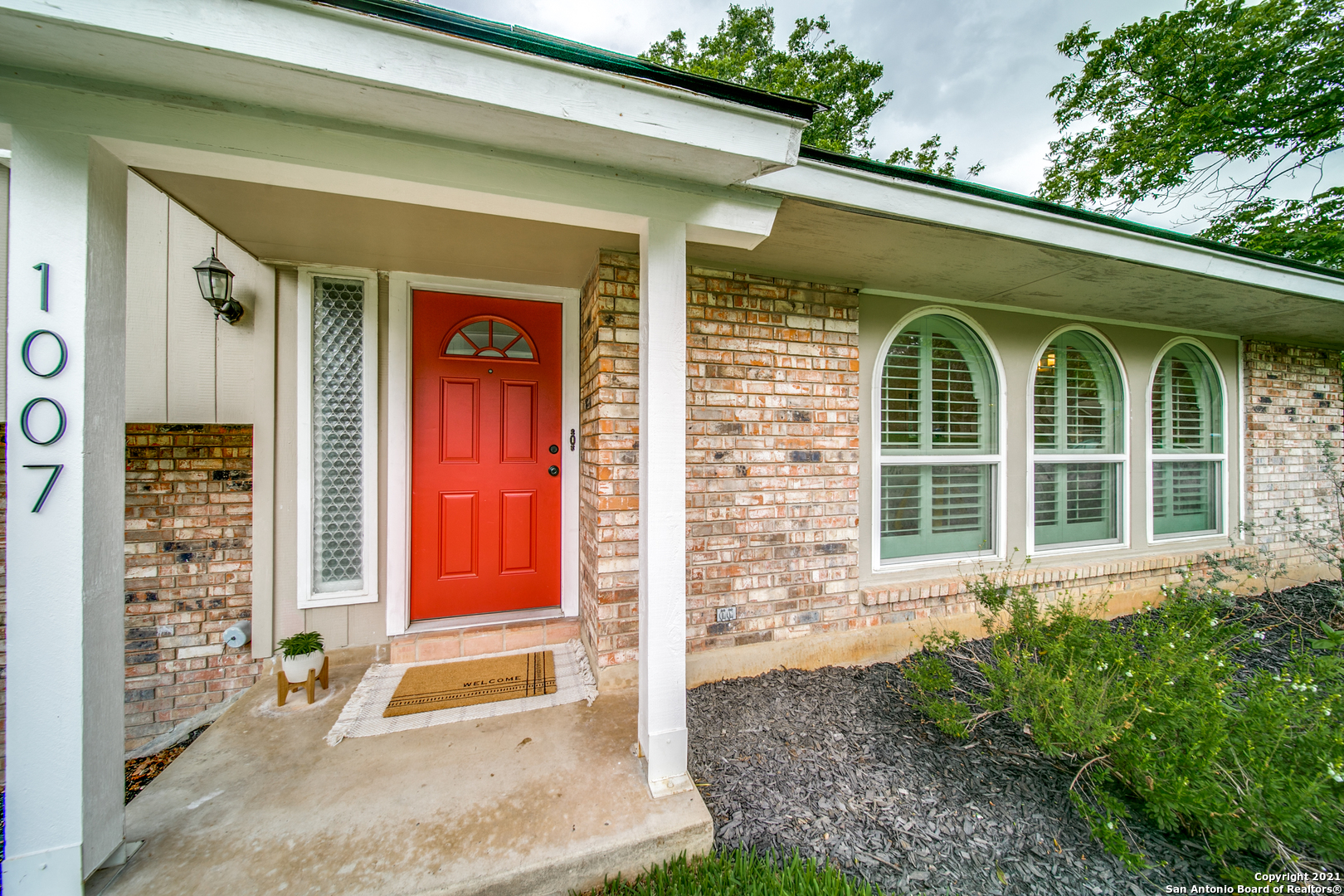 1007 Fabulous Drive San Antonio TX 78213