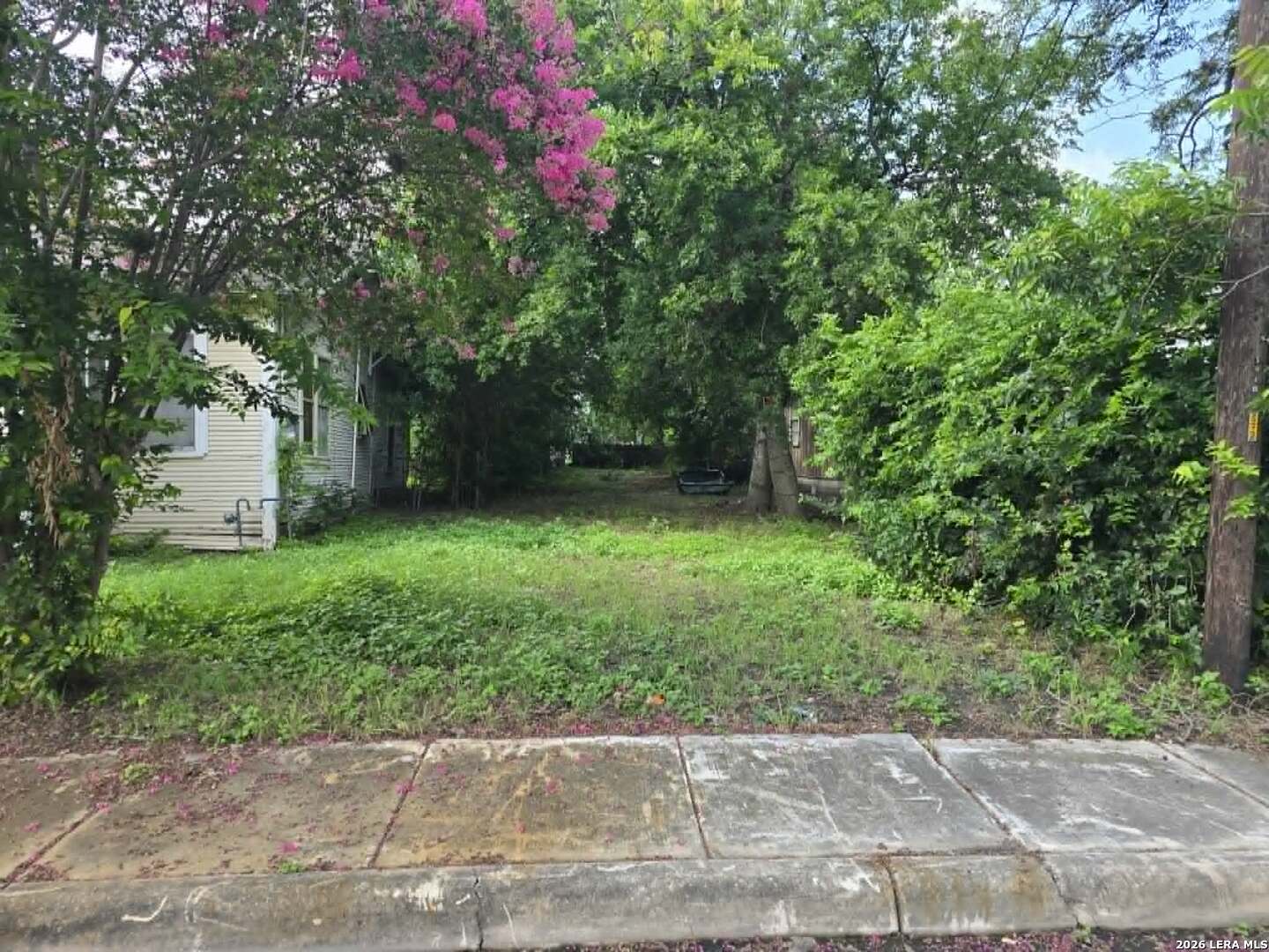 1920 & 1918 E Crockett San Antonio TX 78202