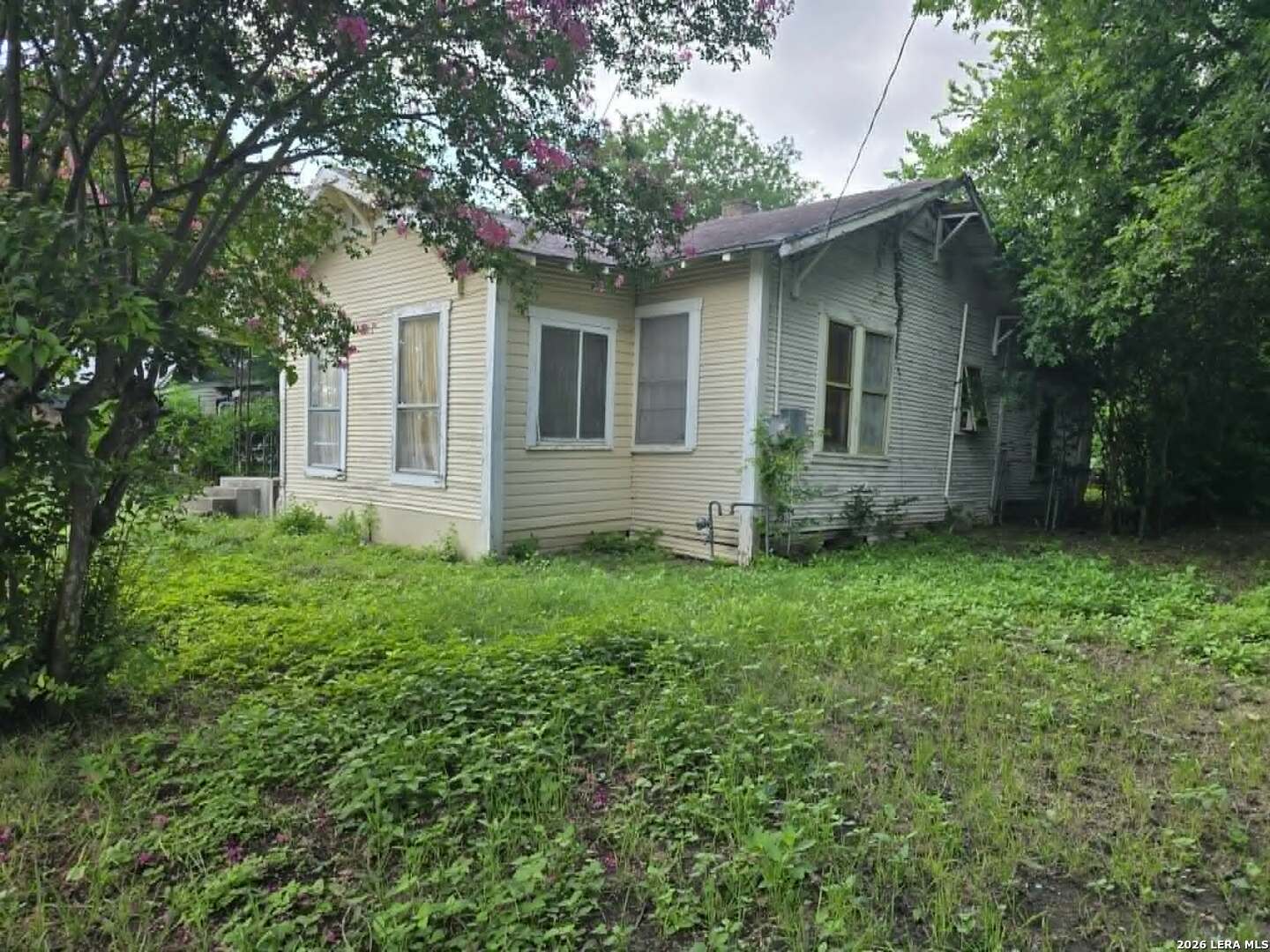 1920 & 1918 E Crockett San Antonio TX 78202