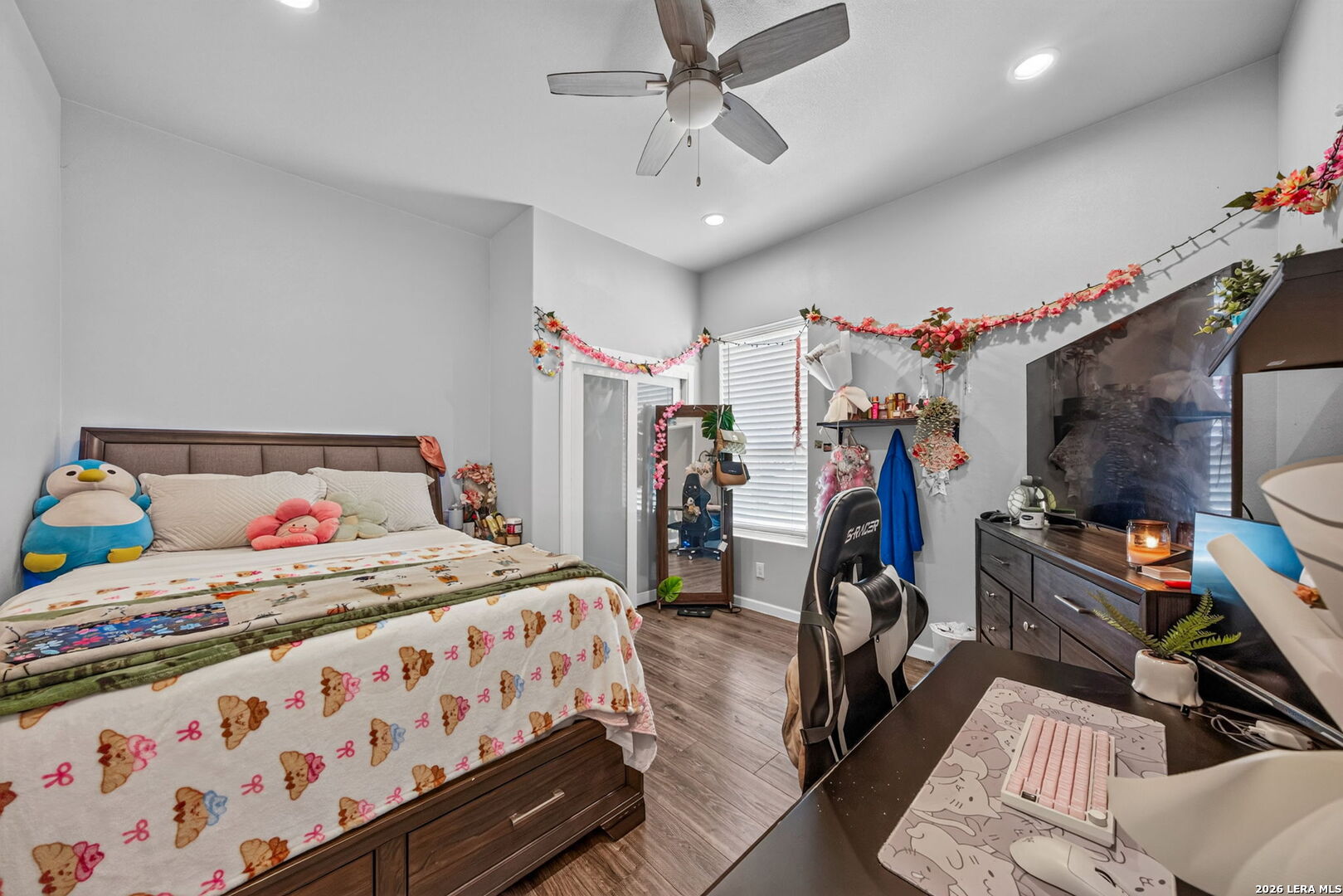 124 County Road 2662 Devine TX 78016