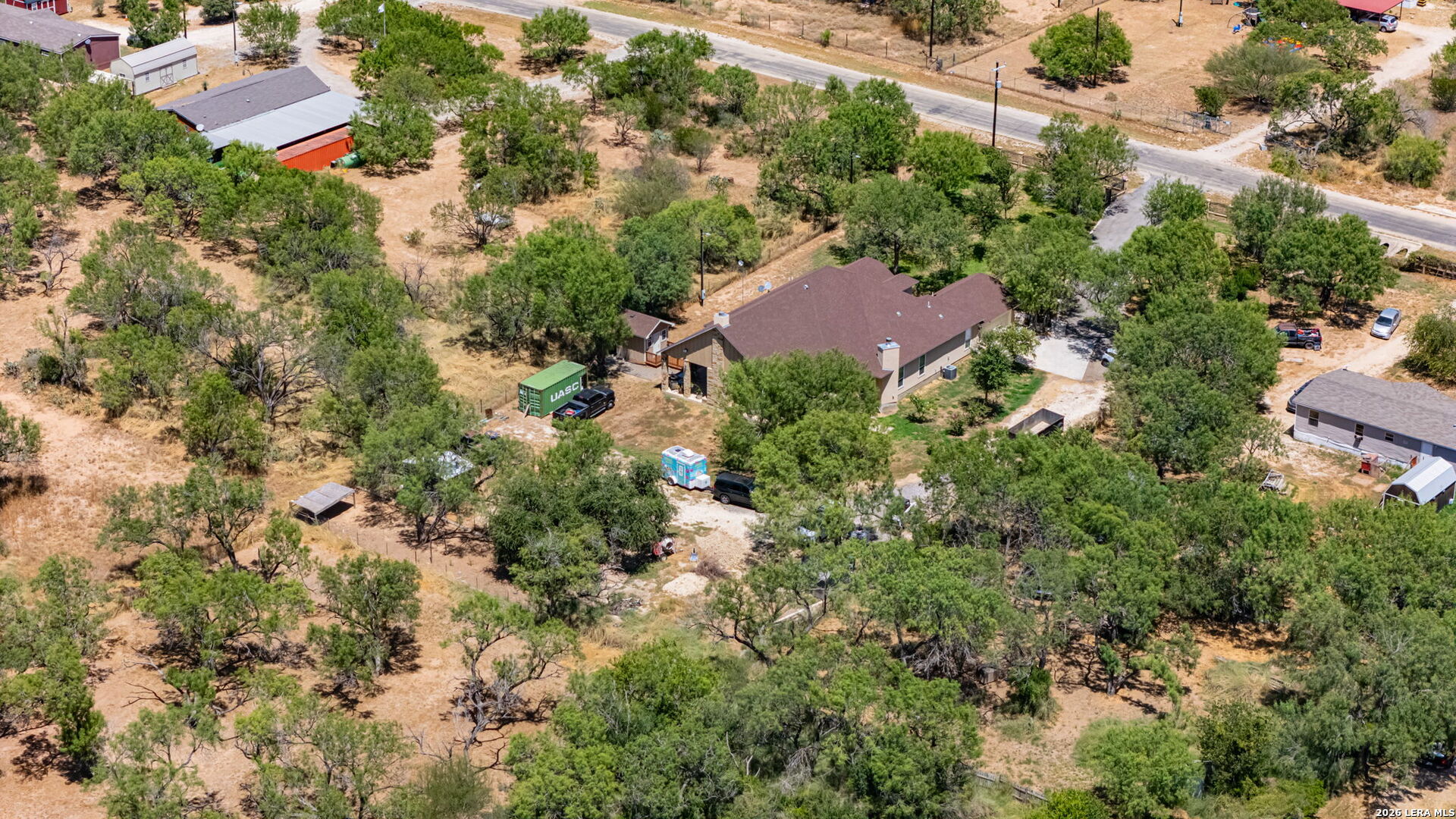 124 County Road 2662 Devine TX 78016