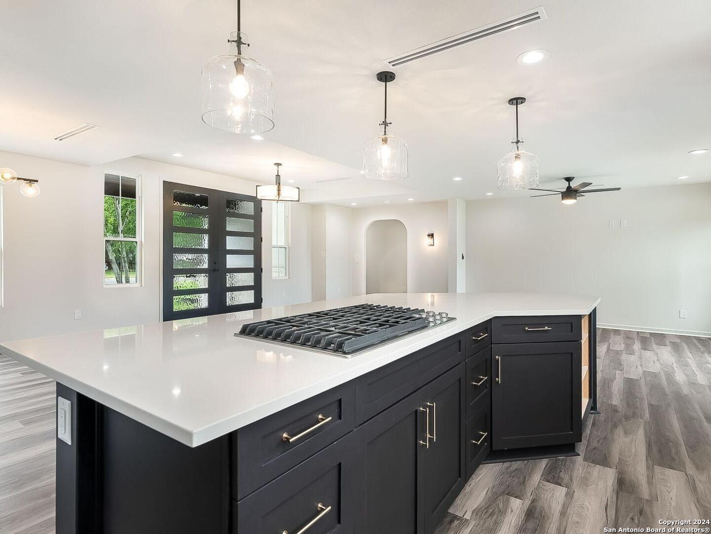 630 E Sunshine Drive San Antonio TX 78228