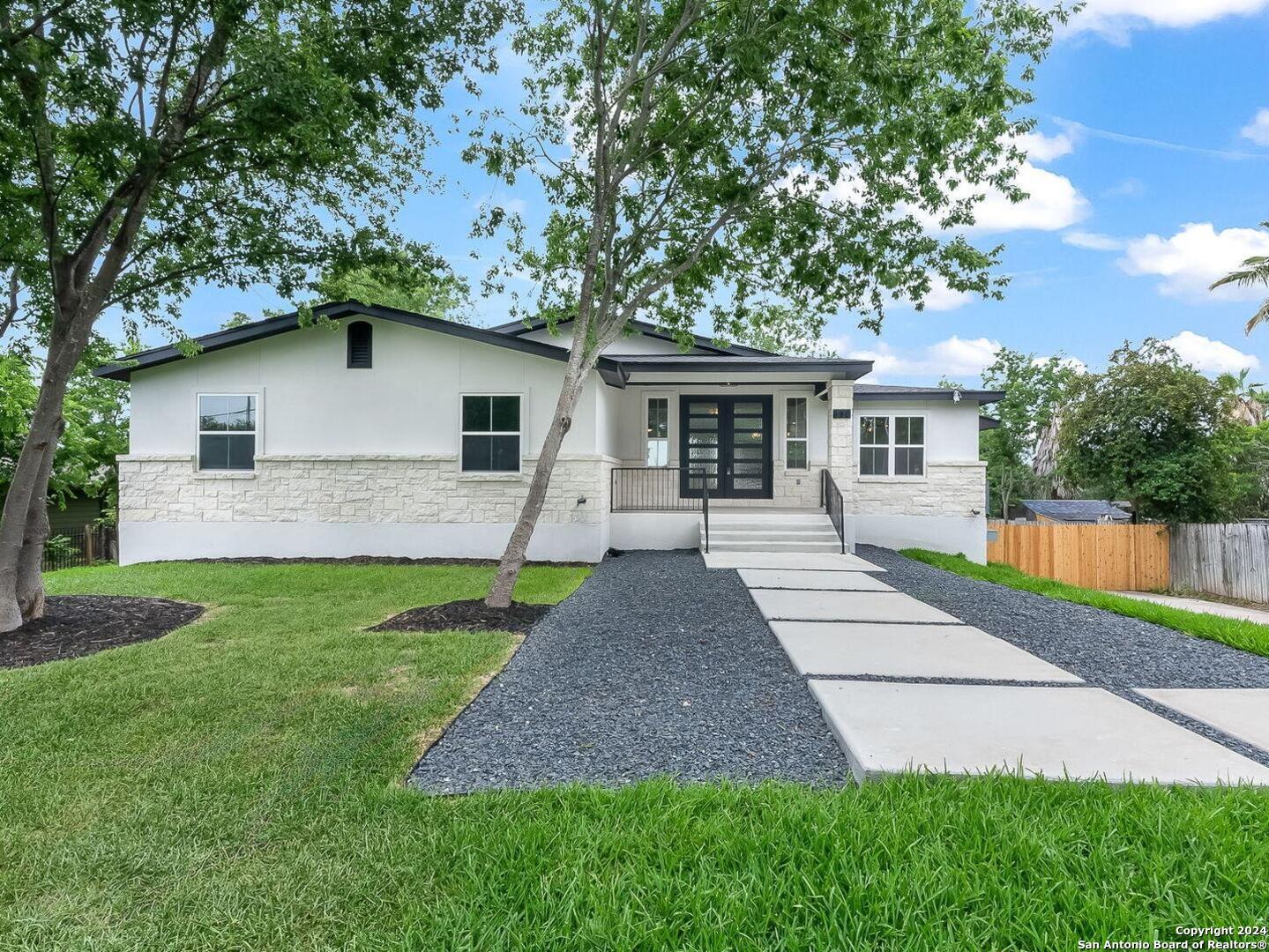 630 E Sunshine Drive San Antonio TX 78228