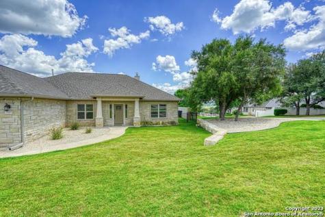 1709 Valencia Drive N Kerrville TX 78028