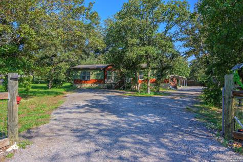 311 Hickory Hill Drive La Vernia TX 78121