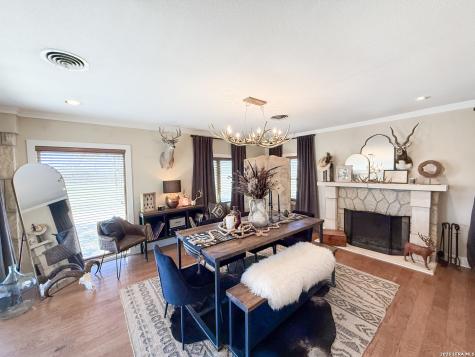 2828 2nd Street Pleasanton TX 78064
