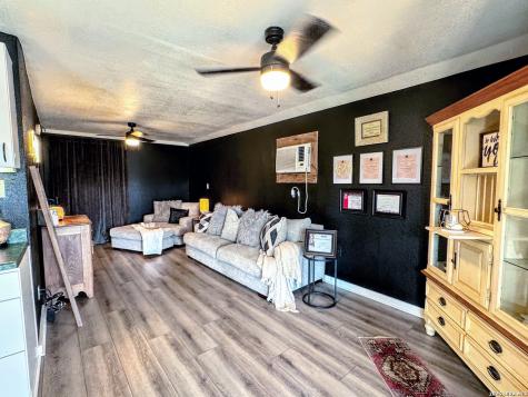 2828 2nd Street Pleasanton TX 78064