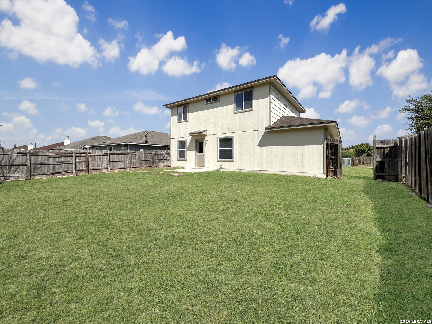 7130 Autumn Acres Converse TX 78109