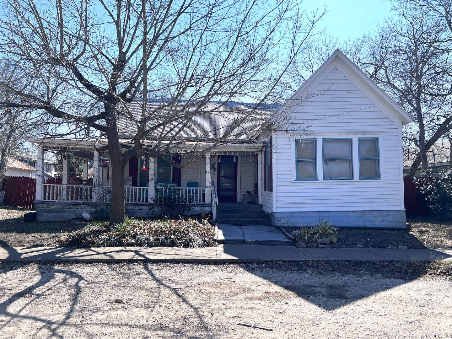 314 Bois Darc Lockhart TX 78644
