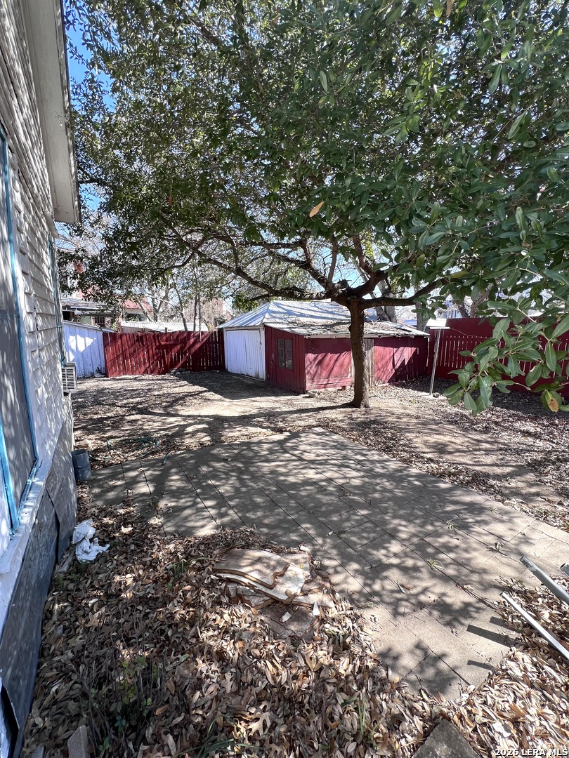 314 Bois Darc Lockhart TX 78644