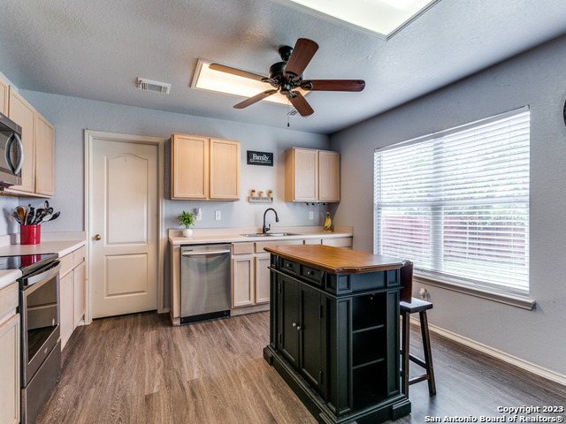 6430 Mineral Bay San Antonio TX 78244