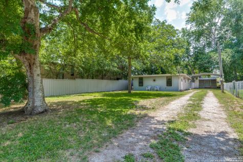 309 Meadow Lake Drive Seguin TX 78155