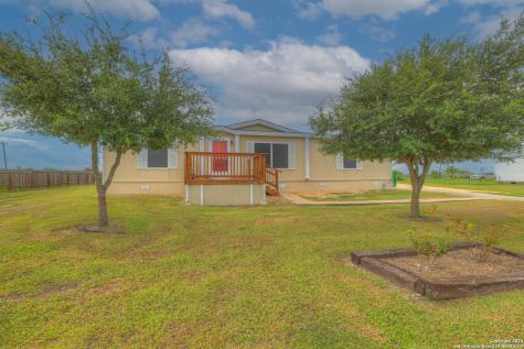 229 Broward Avenue Marion TX 78124