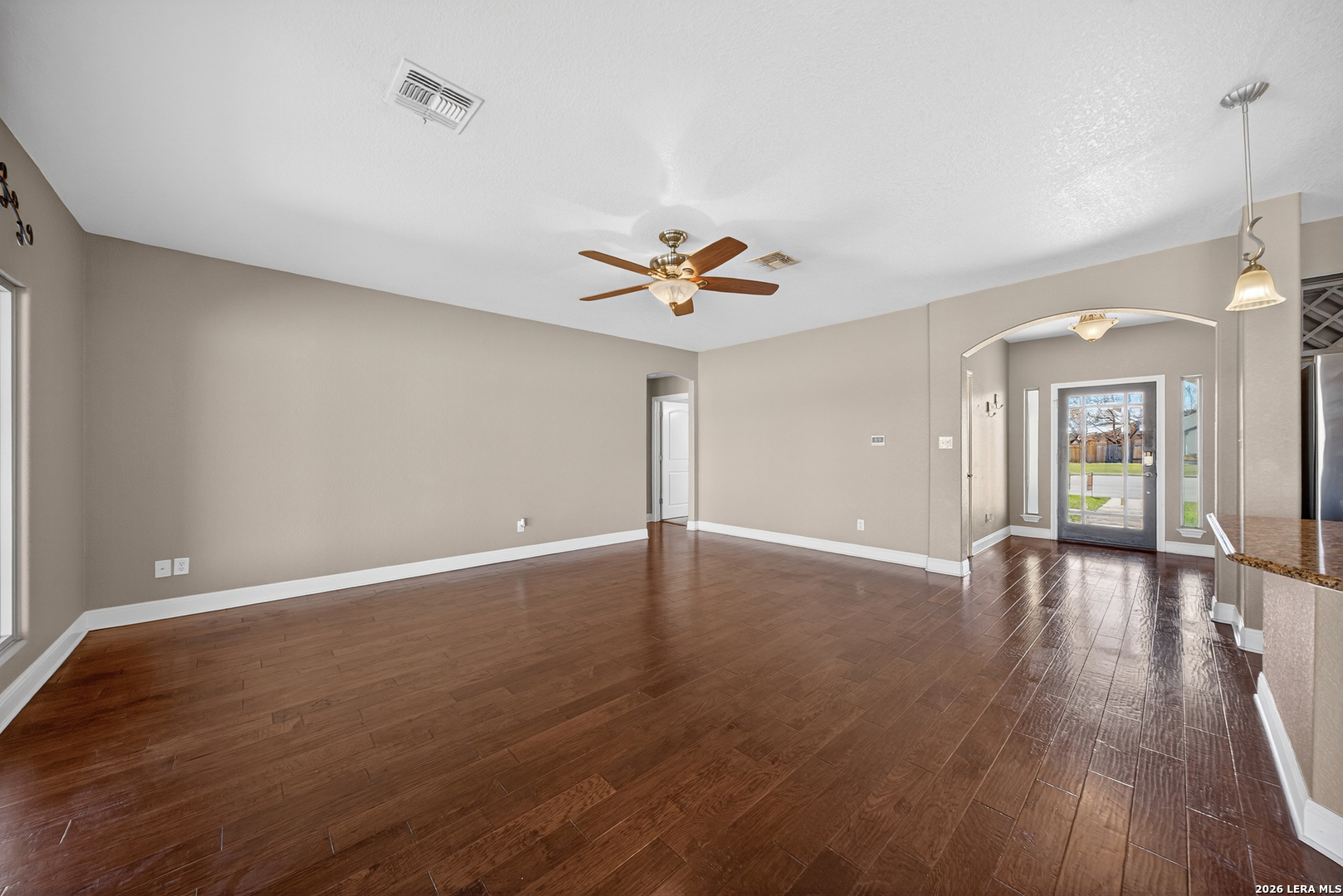 1768 Stonehaven Pleasanton TX 78064