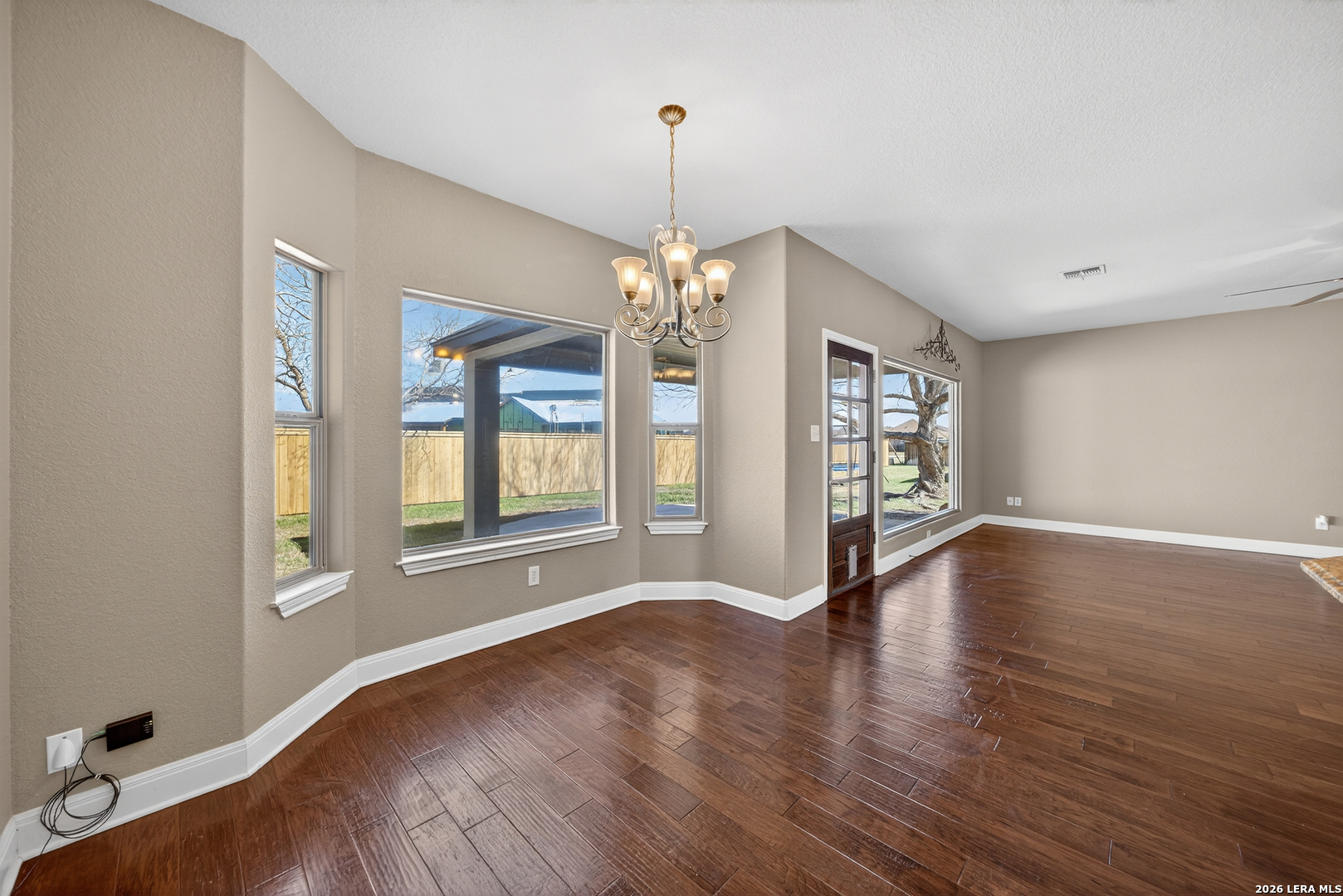 1768 Stonehaven Pleasanton TX 78064