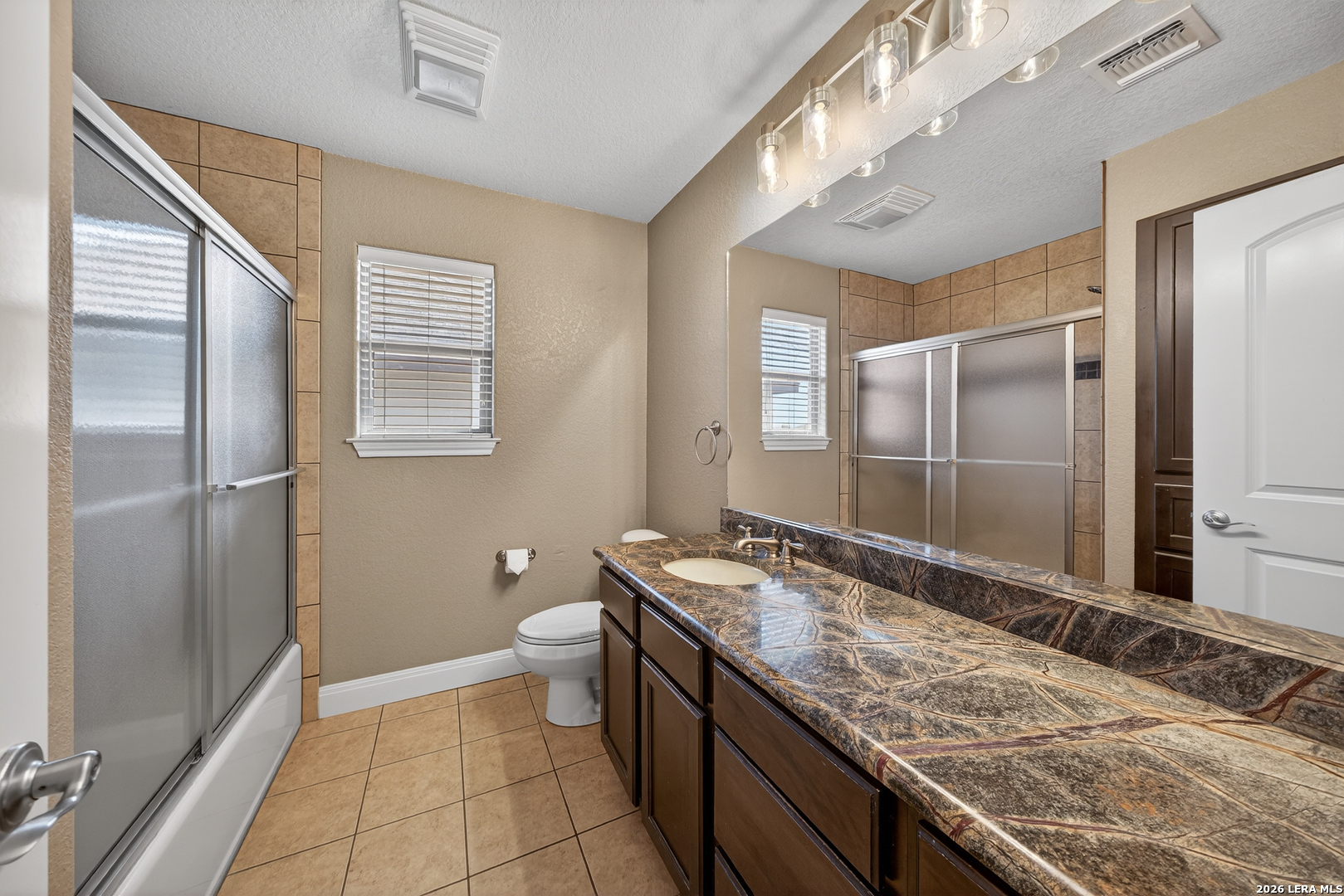 1768 Stonehaven Pleasanton TX 78064