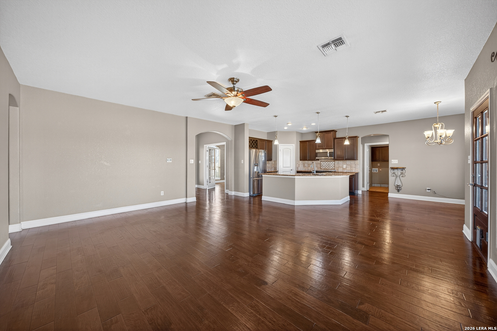 1768 Stonehaven Pleasanton TX 78064